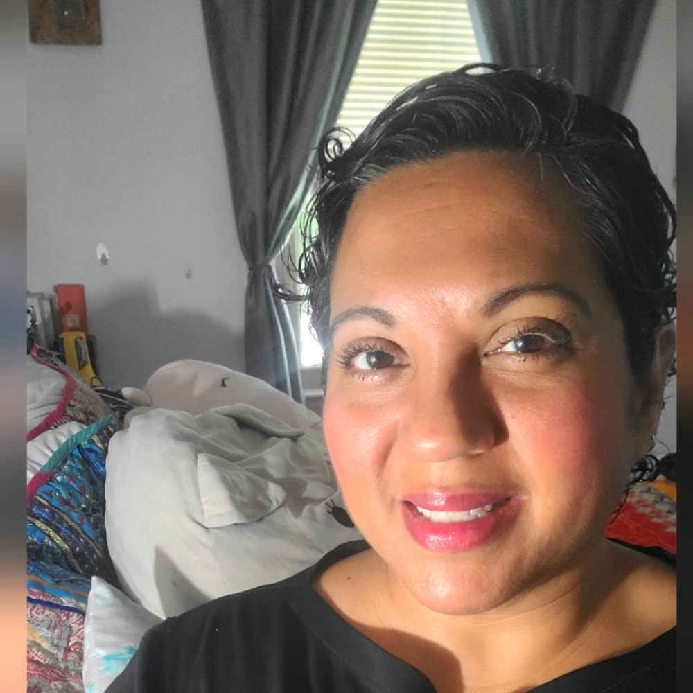 Meet your Posher, Cris